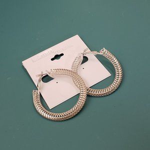 Design Collection, NWT, Silver spiral hoop earrings omega back closure